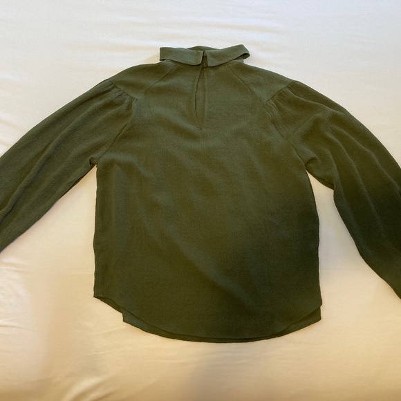 NWT RW&Co Long-sleeved blouse - Picture 9 of 13